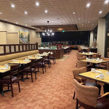 Doubletree By Hilton Seattle Airport Hotel SeaTac Bagian luar foto