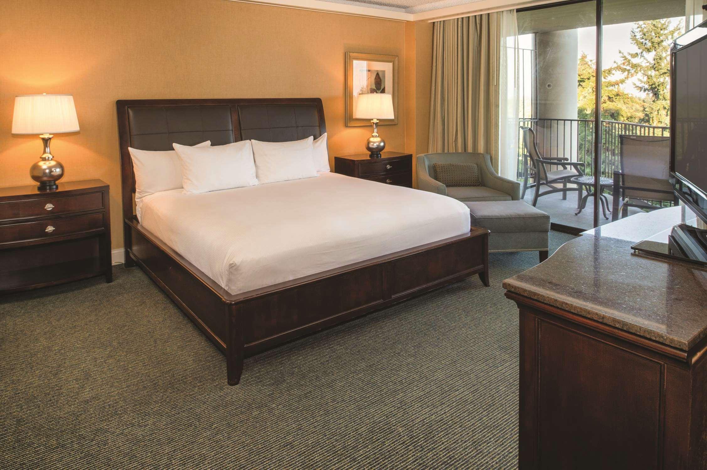 Doubletree By Hilton Seattle Airport Hotel SeaTac Bagian luar foto