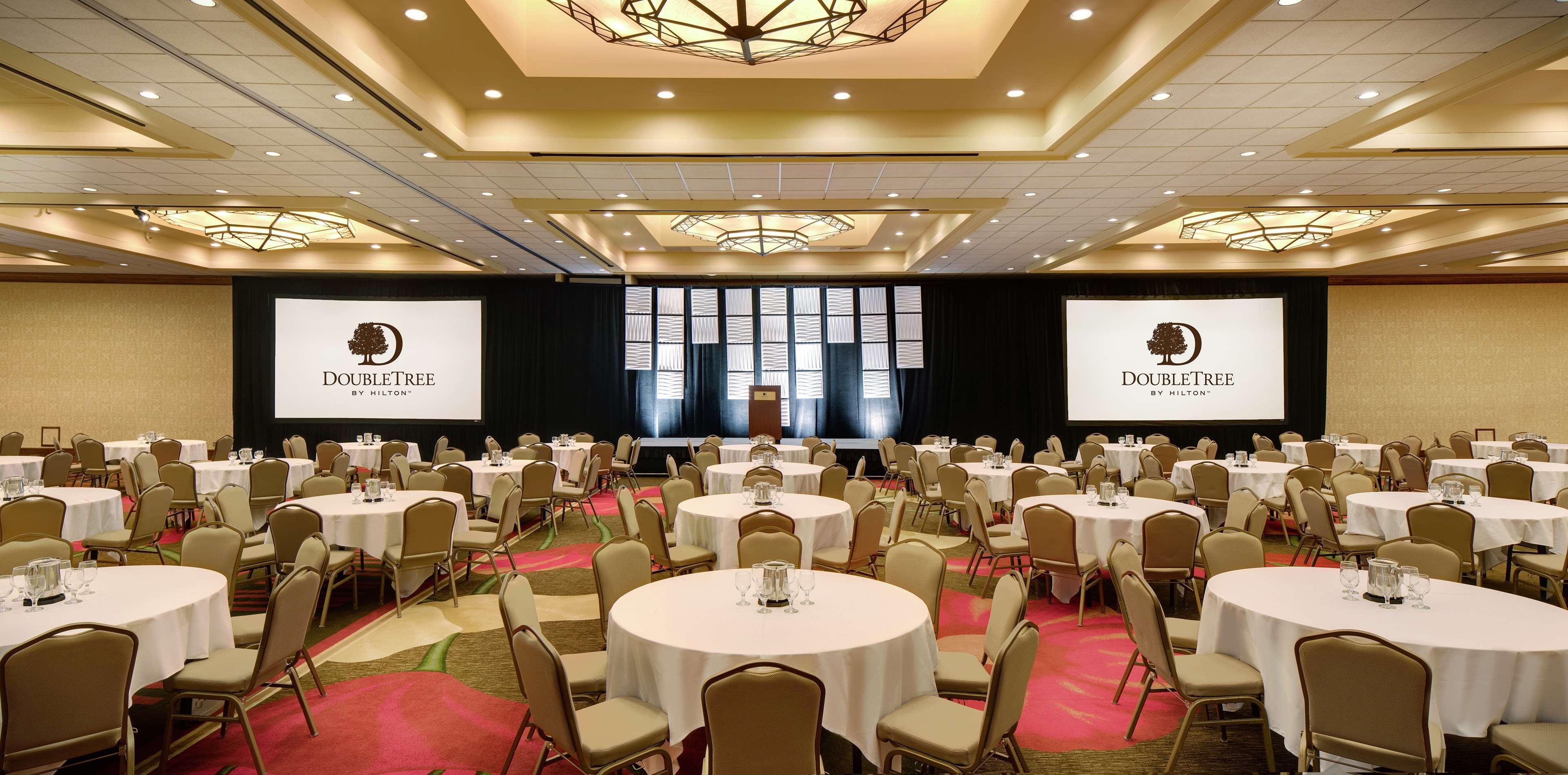 Doubletree By Hilton Seattle Airport Hotel SeaTac Bagian luar foto