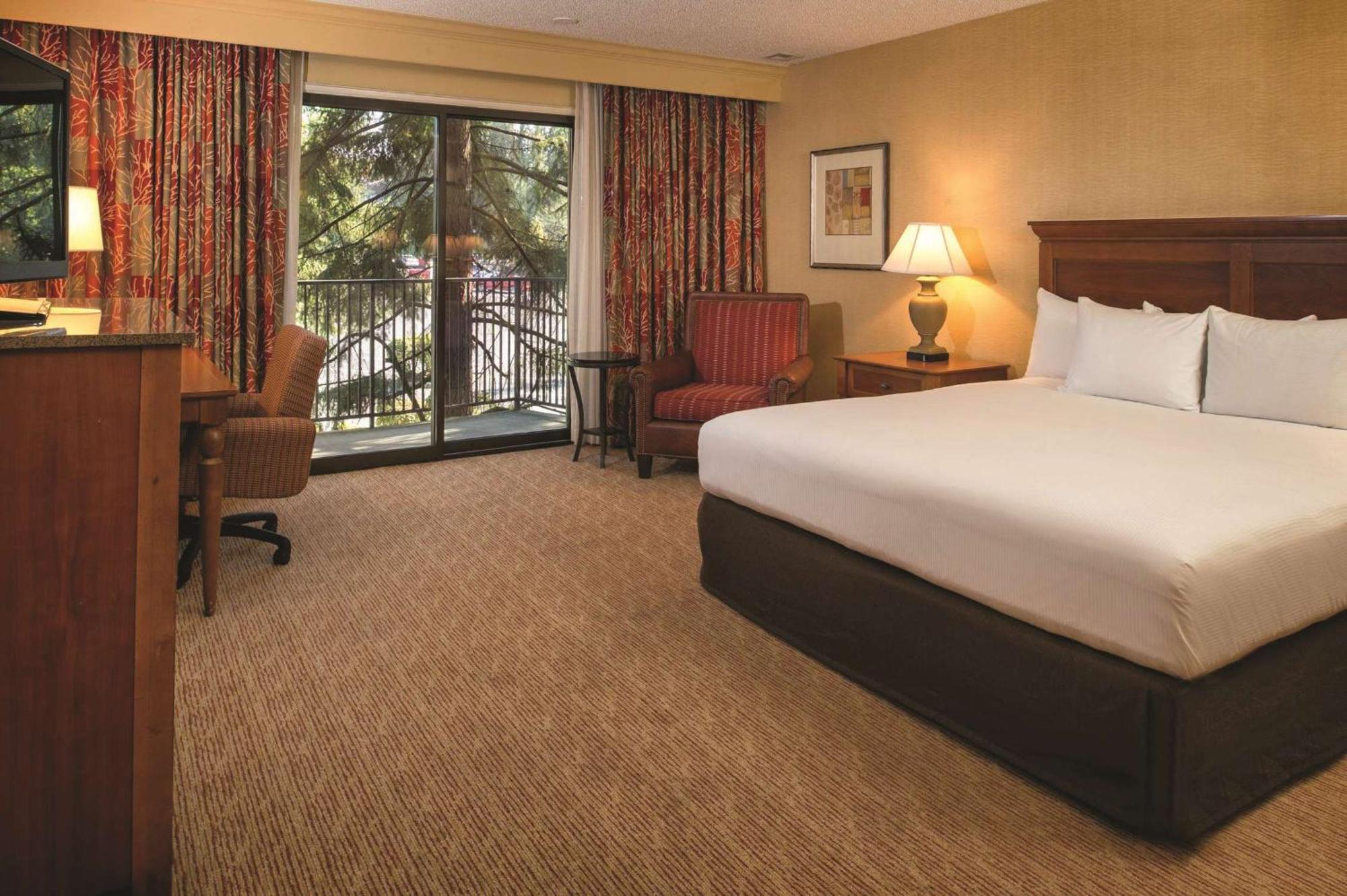 Doubletree By Hilton Seattle Airport Hotel SeaTac Bagian luar foto